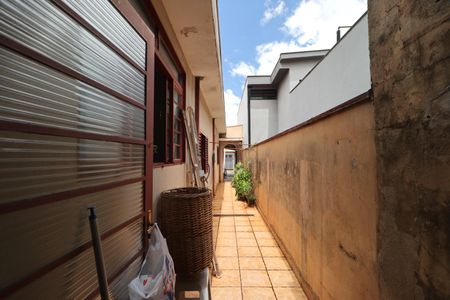 Casa para alugar com 140m², 3 quartos e 2 vagas Casa para alugar com 140m², 3 quartos e 2 vagasCorredor