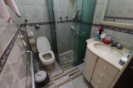 Casa para alugar com 140m², 3 quartos e 2 vagas Casa para alugar com 140m², 3 quartos e 2 vagasBanheiro da Suíte