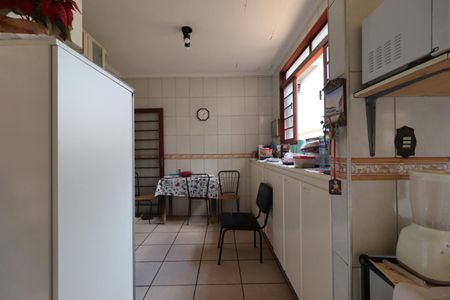 Casa para alugar com 140m², 3 quartos e 2 vagas Casa para alugar com 140m², 3 quartos e 2 vagasCozinha