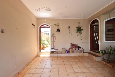 Casa para alugar com 140m², 3 quartos e 2 vagas Casa para alugar com 140m², 3 quartos e 2 vagasGaragem