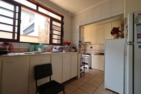 Casa para alugar com 140m², 3 quartos e 2 vagas Casa para alugar com 140m², 3 quartos e 2 vagasCozinha