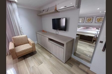 Casa à venda com 4 quartos, 420m² em Vila Carrão, São Paulo