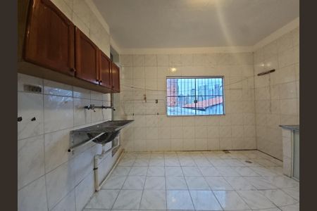 Casa para alugar com 100m², 3 quartos e sem vagaCozinha e Área de Serviço