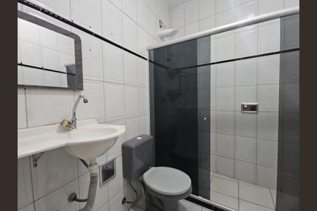 Casa para alugar com 100m², 3 quartos e sem vagaBanheiro da Suíte