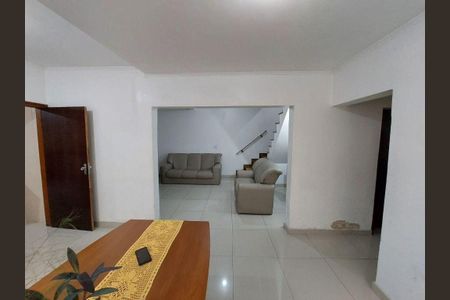 Casa à venda com 3 quartos, 323m² em Jardim Bela Vista, Santo André