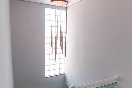 Casa à venda com 3 quartos, 190m² em Vila Maria Alta, São Paulo
