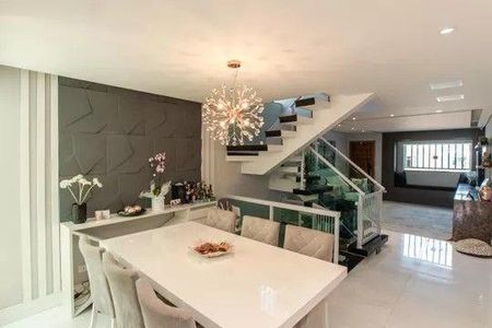 Casa à venda com 3 quartos, 190m² em Vila Maria Alta, São Paulo