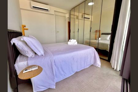 Apartamento à venda com 2 quartos, 139m² em Leblon, Rio de Janeiro