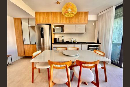 Apartamento à venda com 2 quartos, 139m² em Leblon, Rio de Janeiro