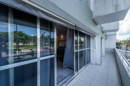 Varanda de apartamento para alugar com 3 quartos, 110m² em Gonzaga, Santos