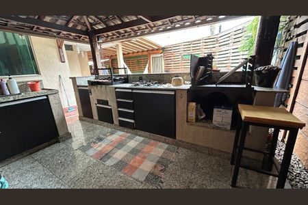 Casa à venda com 3 quartos, 131m² em Jaraguá, Belo Horizonte