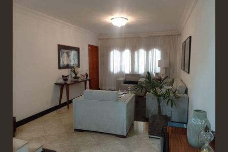 Casa à venda com 3 quartos, 220m² em Campestre, Santo André