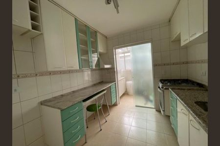 Apartamento à venda com 67m², 2 quartos e sem vaga
