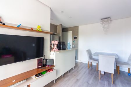 Sala  de apartamento à venda com 2 quartos, 60m² em Jaguaribe, Osasco