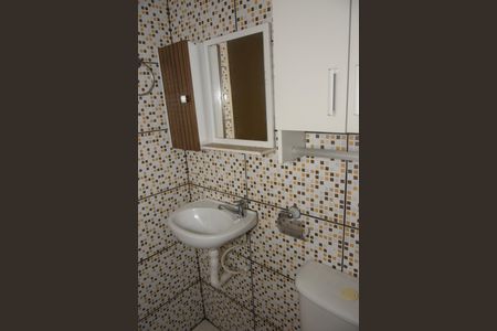 Banheiro de casa para alugar com 1 quarto, 44m² em Jardim Sao Manoel, Embu das Artes