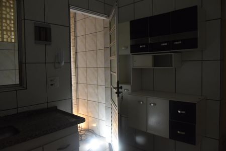 Cozinha de casa para alugar com 1 quarto, 44m² em Jardim Sao Manoel, Embu das Artes