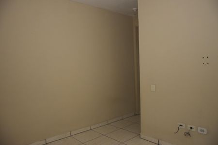 Sala de casa para alugar com 1 quarto, 44m² em Jardim Sao Manoel, Embu das Artes