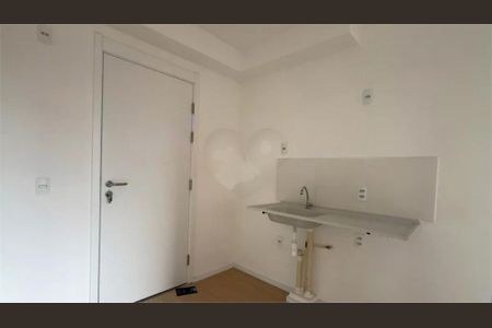 Kitnet/Studio à venda com 1 quarto, 18m² em Vila Santo Estefano, São Paulo