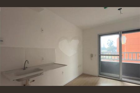 Kitnet/Studio à venda com 1 quarto, 18m² em Vila Santo Estefano, São Paulo