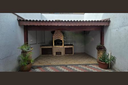 Casa à venda com 3 quartos, 100m² em Vila Carrão, São Paulo