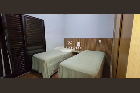 Casa à venda com 3 quartos, 100m² em Vila Carrão, São Paulo