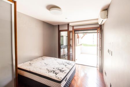 Casa de condomínio para alugar com 800m², 5 quartos e 8 vagas Casa de condomínio para alugar com 800m², 5 quartos e 8 vagasSuíte 4