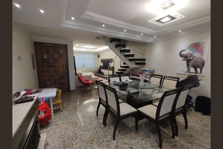 Casa à venda com 3 quartos, 210m² em Vila Formosa, São Paulo