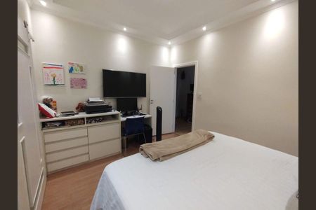 Casa à venda com 3 quartos, 210m² em Vila Formosa, São Paulo