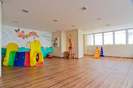 Apartamento para alugar com 56m², 2 quartos e 1 vaga