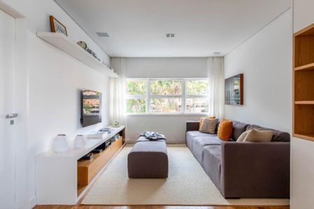 Casa à venda com 326m², 3 quartos e 6 vagas