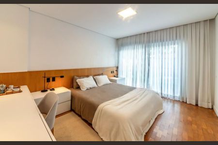 Casa à venda com 326m², 3 quartos e 6 vagas