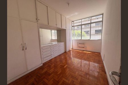 Apartamento à venda com 5 quartos, 160m² em Icaraí, Niterói