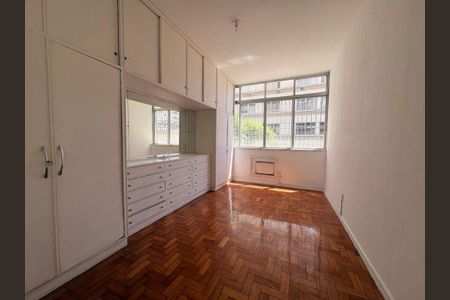 Apartamento à venda com 5 quartos, 160m² em Icaraí, Niterói