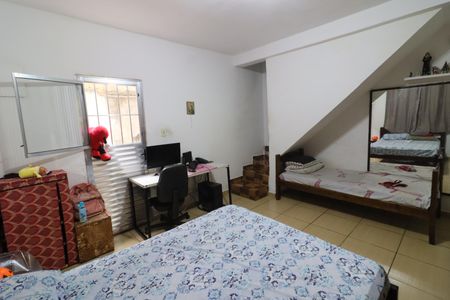Casa à venda com 120m², 2 quartos e 3 vagasQuarto 2