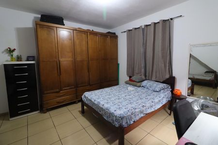 Casa à venda com 120m², 2 quartos e 3 vagasQuarto 2