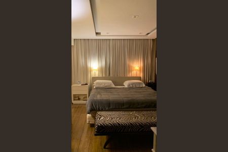 Quarto  de apartamento à venda com 3 quartos, 152m² em Itaim Bibi, São Paulo