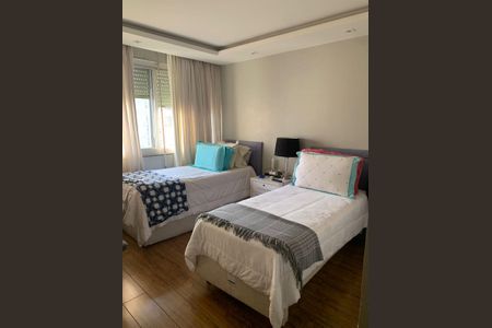 Quarto  de apartamento à venda com 3 quartos, 152m² em Itaim Bibi, São Paulo