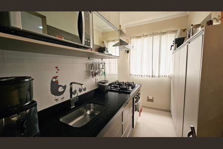 Apartamento à venda com 2 quartos, 54m² em Loteamento Parque Industrial, Jundiaí