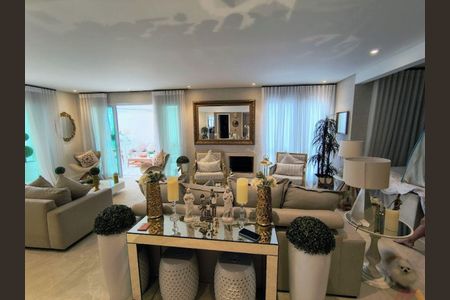 Apartamento à venda com 4 quartos, 228m² em Santana, São Paulo