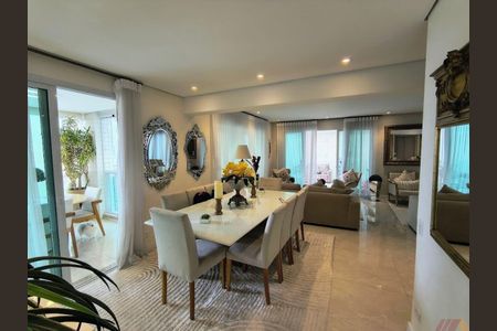 Apartamento à venda com 4 quartos, 228m² em Santana, São Paulo