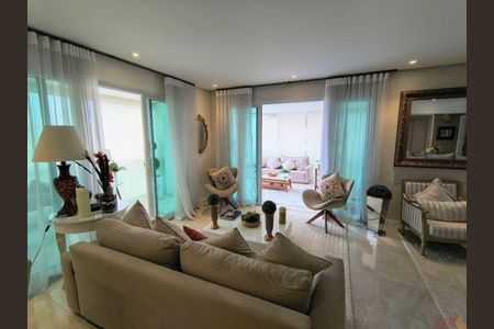 Apartamento à venda com 4 quartos, 228m² em Santana, São Paulo