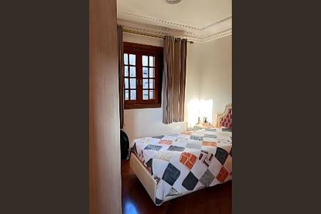 Casa à venda com 4 quartos, 520m² em Parque dos Passaros, São Bernardo do Campo