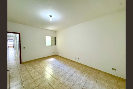 Quarto de casa para alugar com 1 quarto, 90m² em Vila Rio de Janeiro, Guarulhos