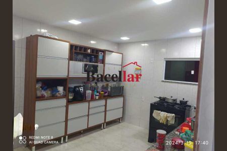 Casa à venda com 2 quartos, 100m² em Cordovil, Rio de Janeiro