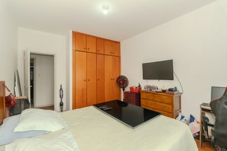 Apartamento à venda com 147m², 4 quartos e 1 vagaQuarto 1