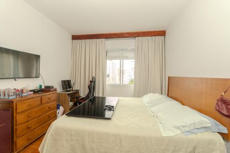 Apartamento à venda com 147m², 4 quartos e 1 vagaQuarto 1