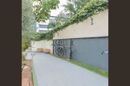 Apartamento à venda com 70m², 2 quartos e 1 vaga Apartamento à venda com 70m², 2 quartos e 1 vagaBicicletário