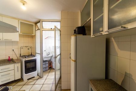 Apartamento à venda com 70m², 2 quartos e 1 vaga Apartamento à venda com 70m², 2 quartos e 1 vagaCozinha