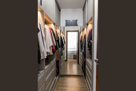 Apartamento à venda com 188m², 3 quartos e 2 vagasCloset