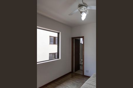 Apartamento à venda com 188m², 3 quartos e 2 vagasSuíte